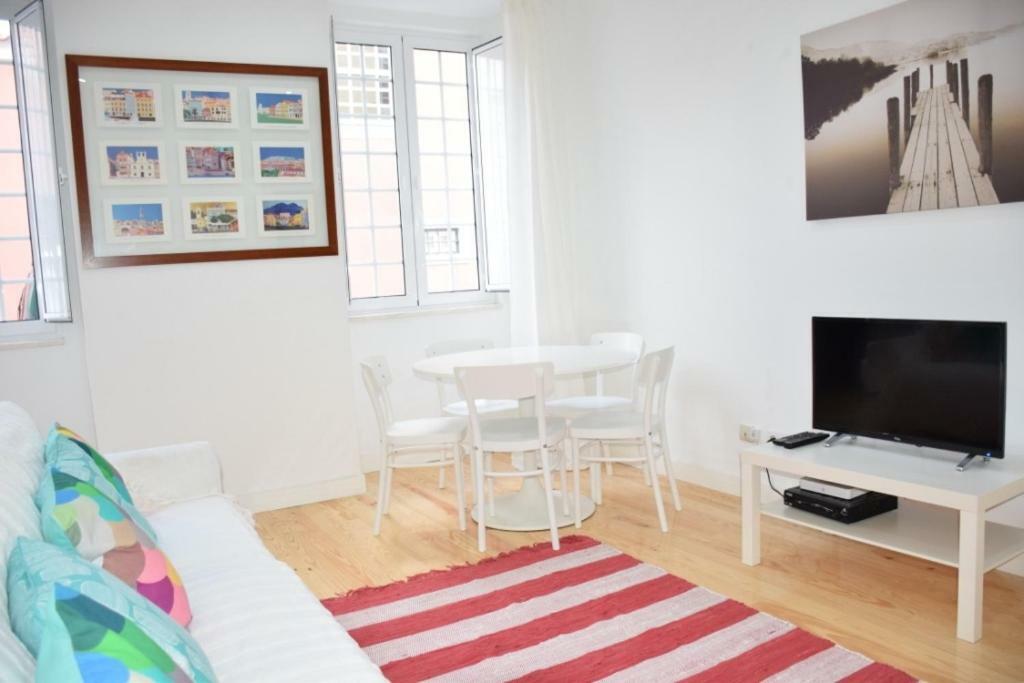 Cool Tailor Made 2 Bedroom Apartment Lisbon Bagian luar foto